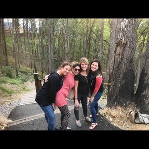 Meet your Posher, Carrie